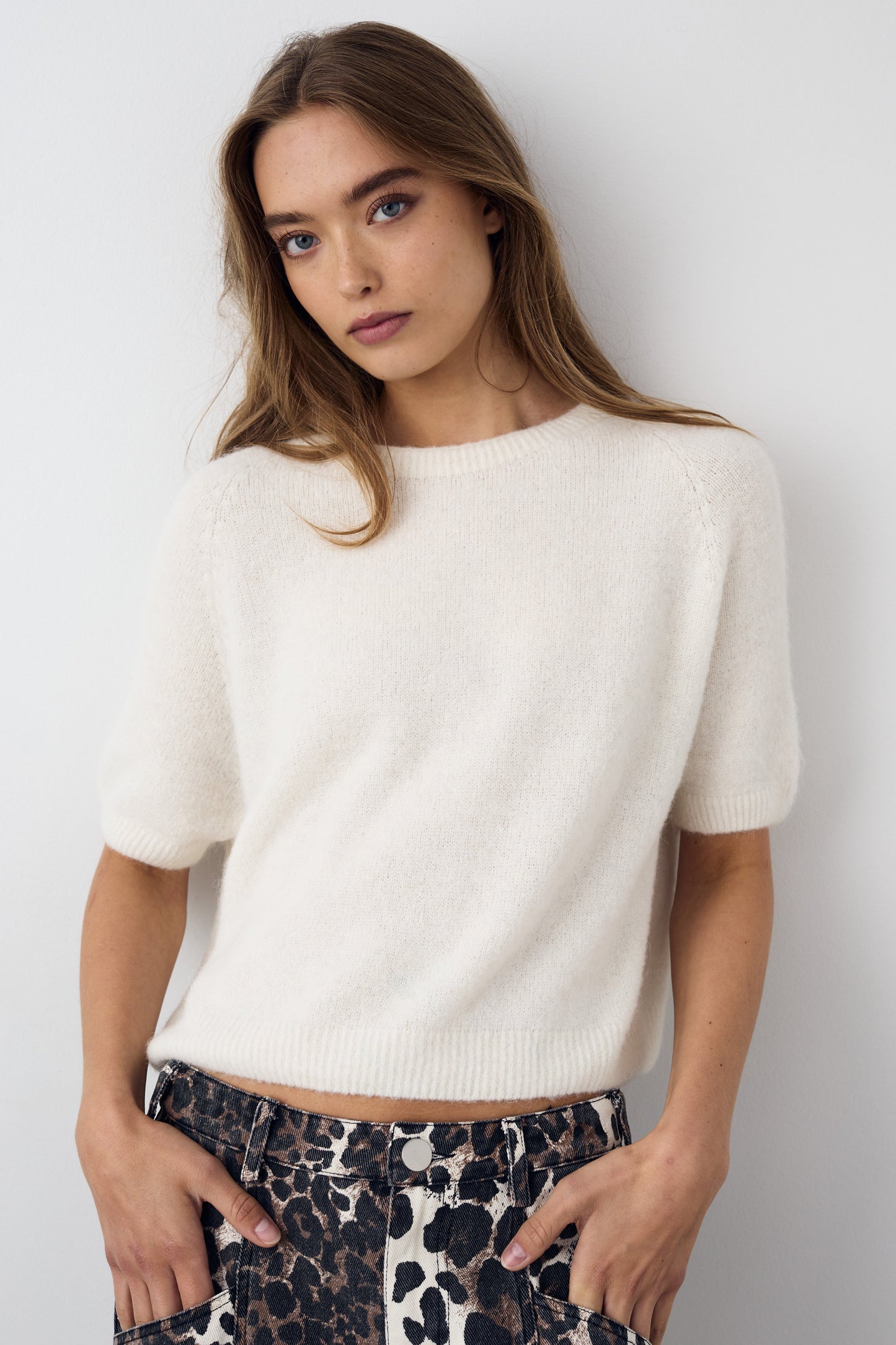 Noellas Lane Knit Oatmeal. Køb Striktrøjer hos www.noellafashion.dk