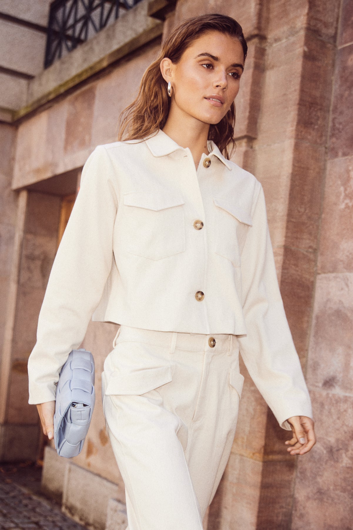 Noellas Summer Jacket Ivory. Køb Jakker hos www.noellafashion.dk