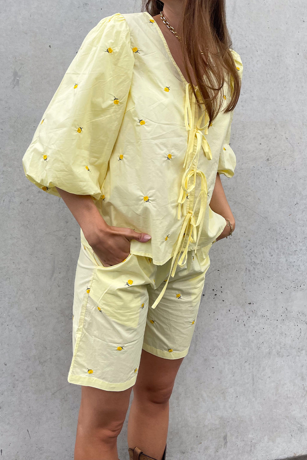 Asia Shorts Pale Yellow W/ Flower