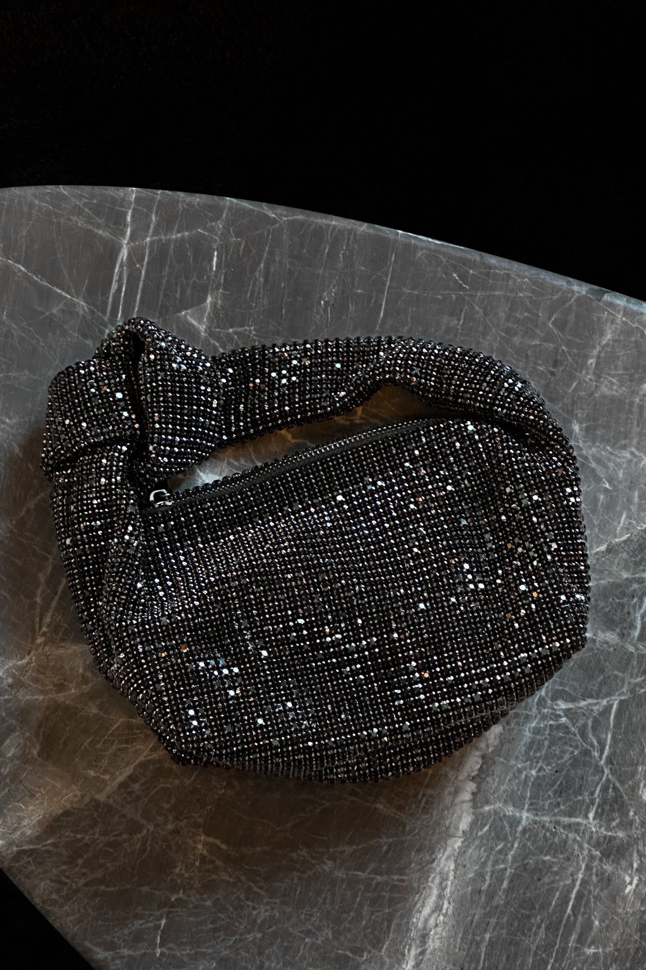 Noellas Sissy Sequin Bag Black. Køb Tasker hos www.noellafashion.dk