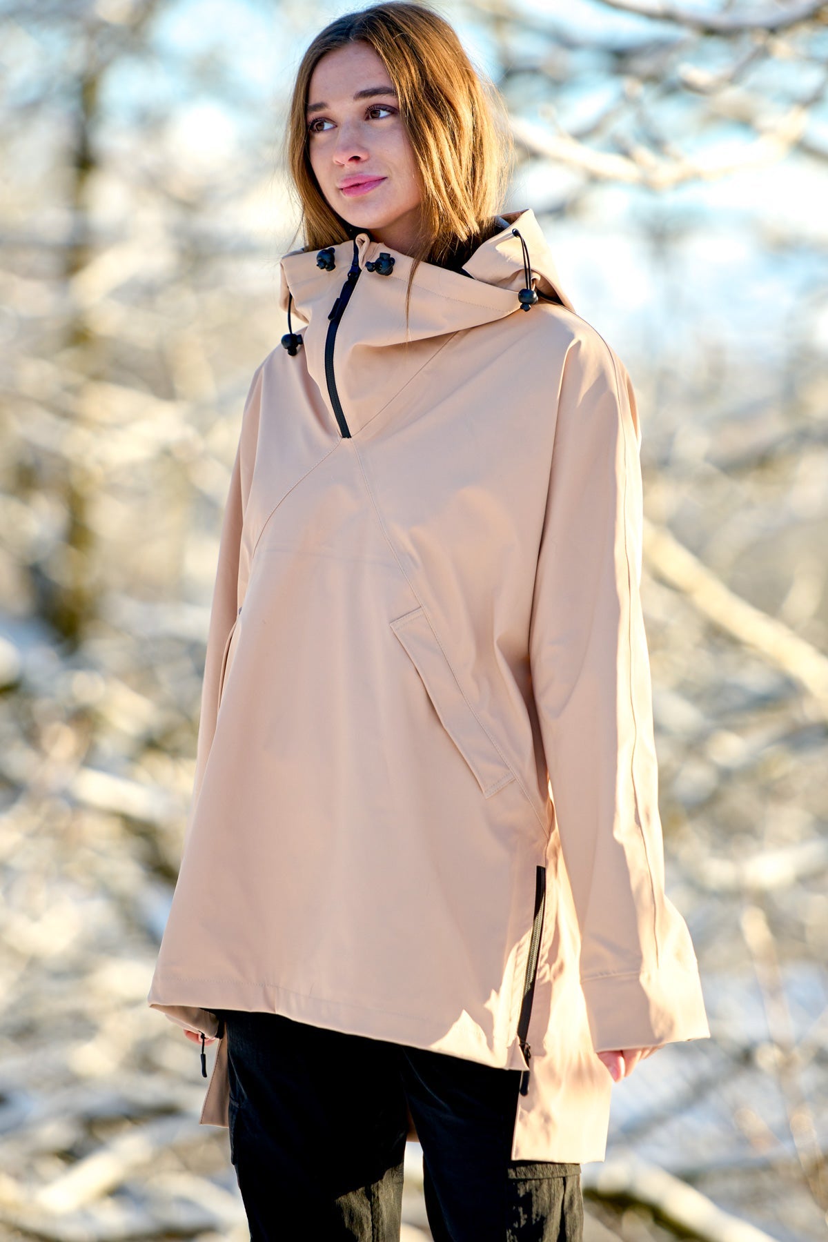 Noellas Water Anorak Beige. Køb Jakker hos www.noellafashion.dk