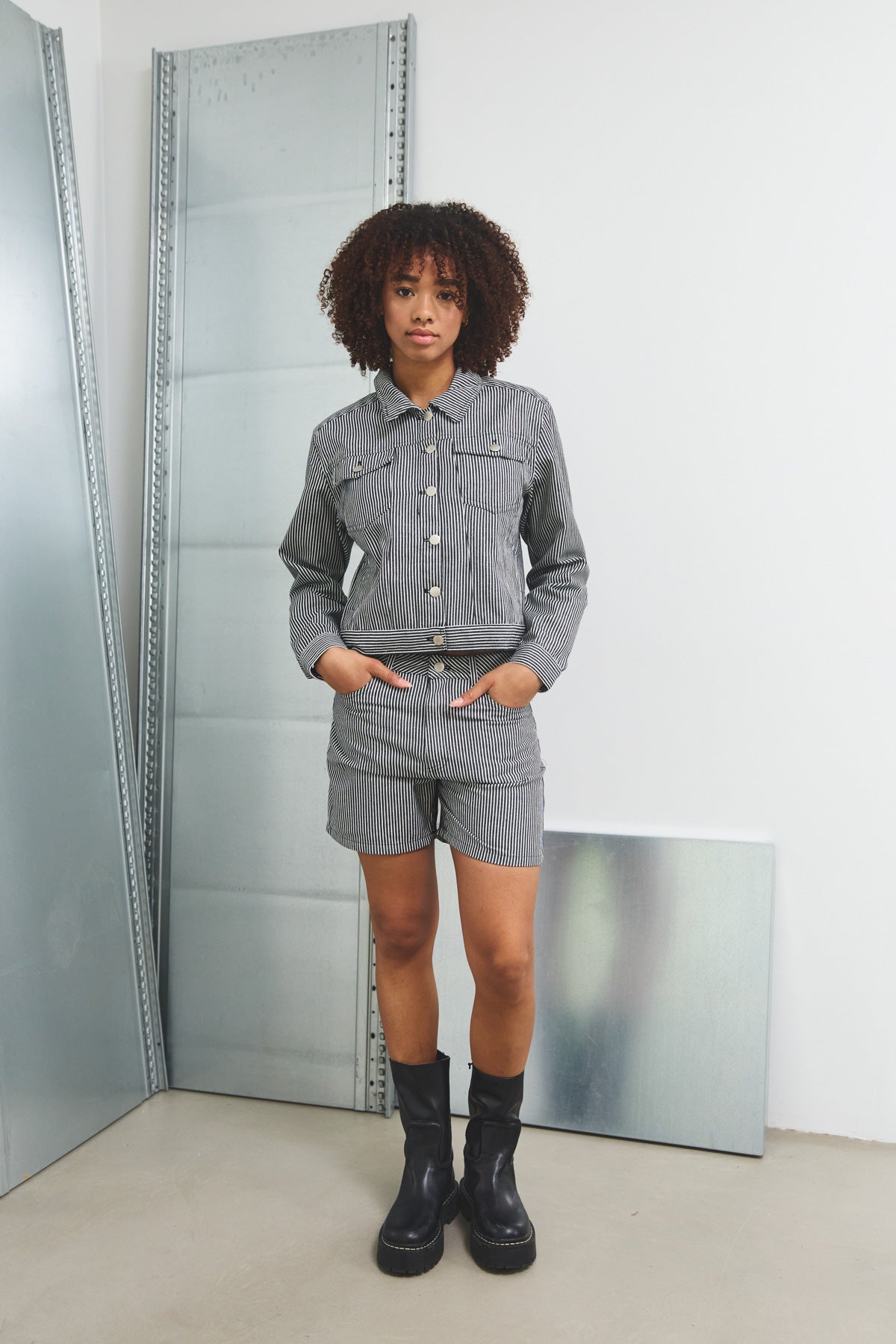 Spencer Shorts Black/White Stripe