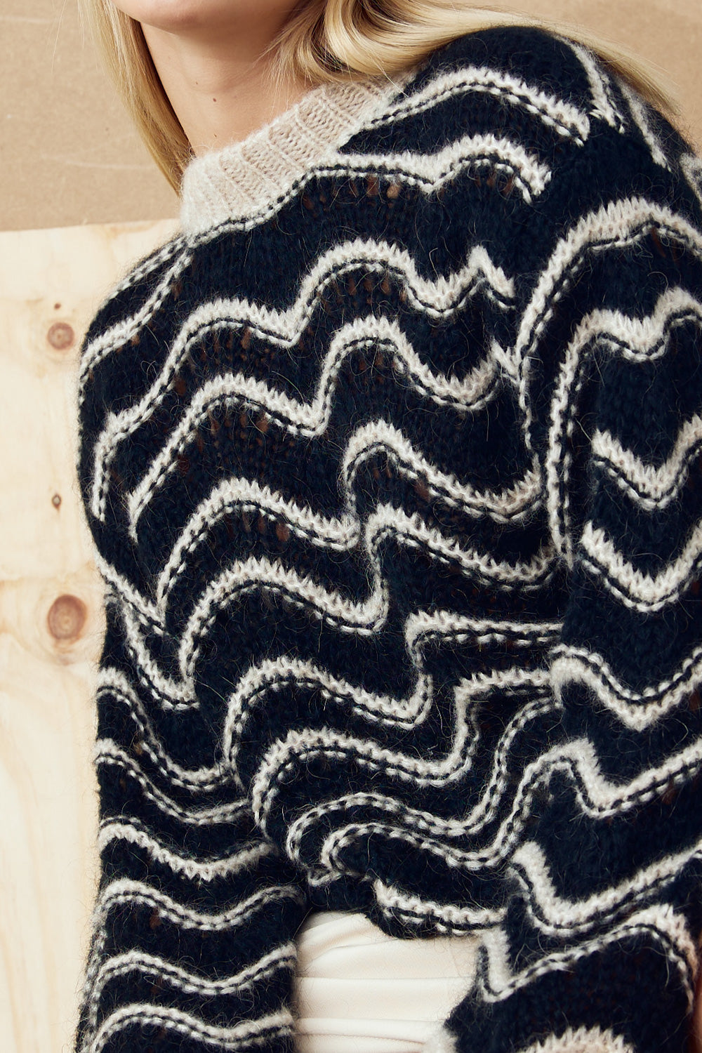Jaylani Knit Black Sand Mix
