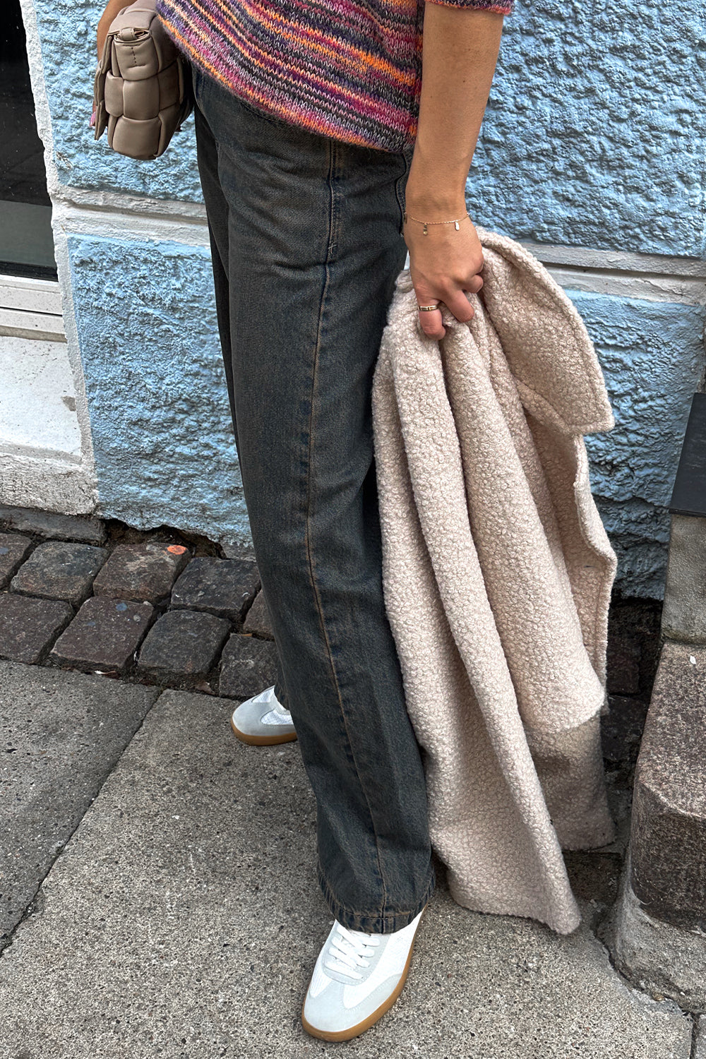 Jolie Jeans Worn Blue Wash