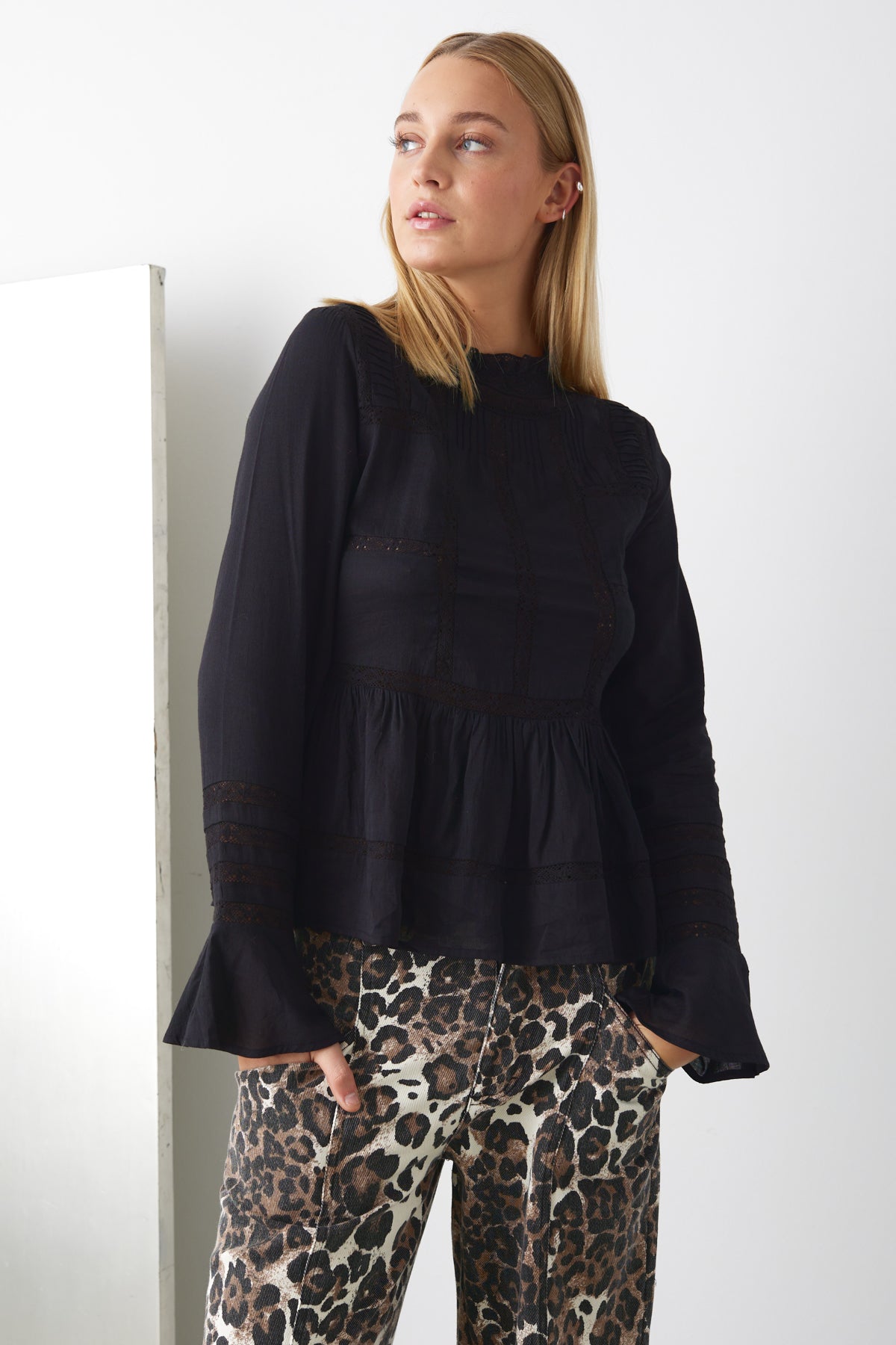 Juana Top Black