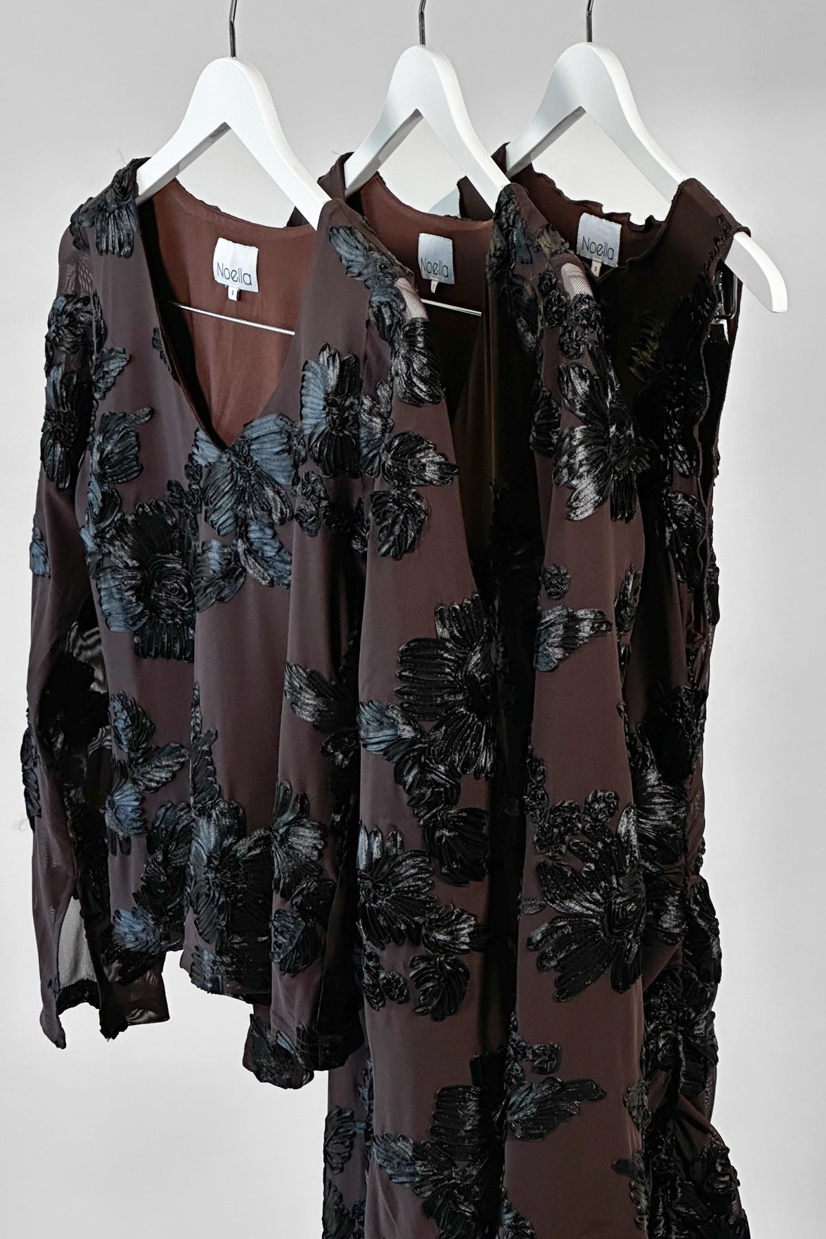 Noellas Lucille Top Chocolate Black.