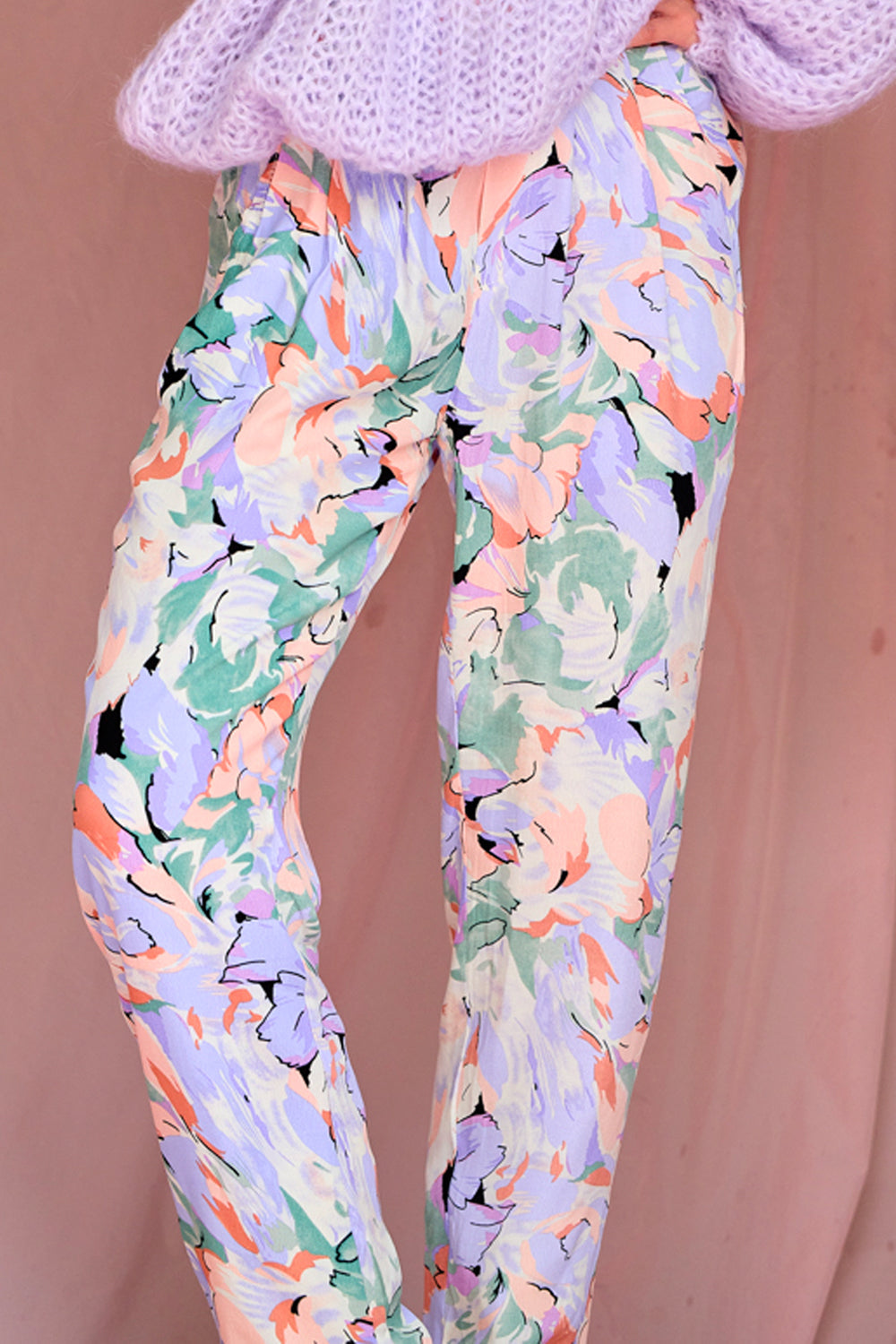 Noellas Moon Pants Artistic print. Køb Bukser hos www.noellafashion.dk