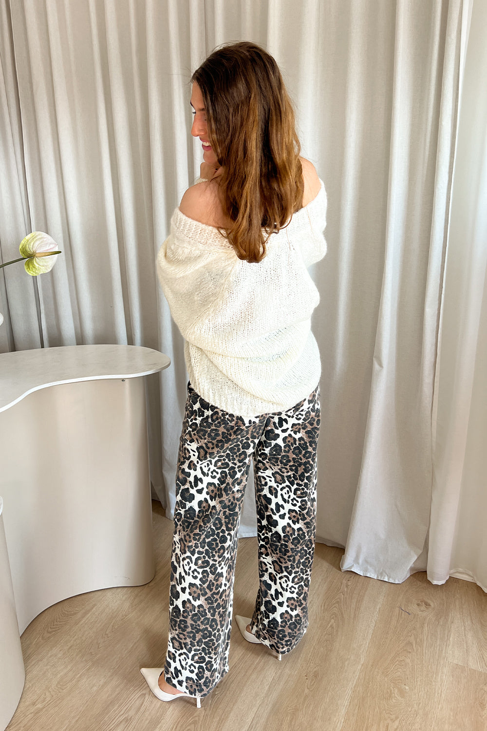 Fora Knit Cardigan White