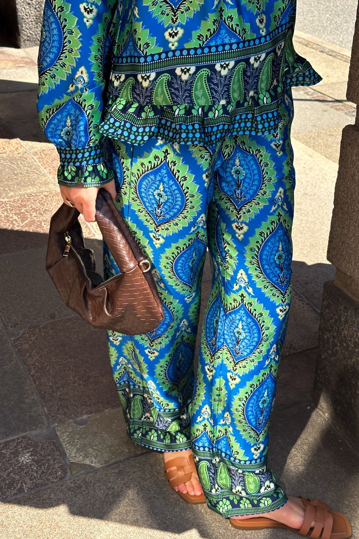 Noellas Sally Pants Trisha Blue Print. Køb Bukser hos www.noellafashion.dk