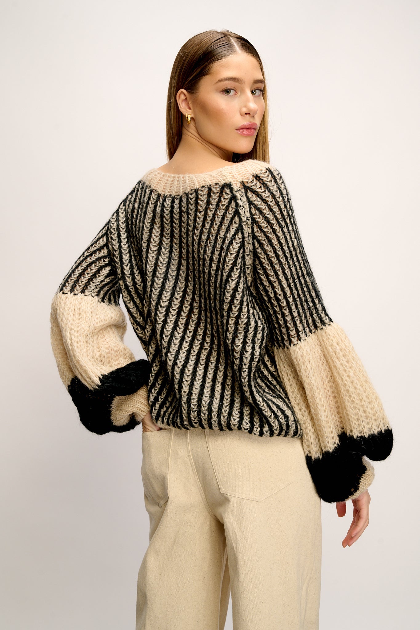 Liana Knit Sweater Cream/black