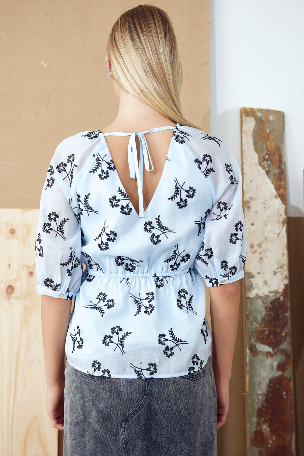 Jin Blouse Light Blue