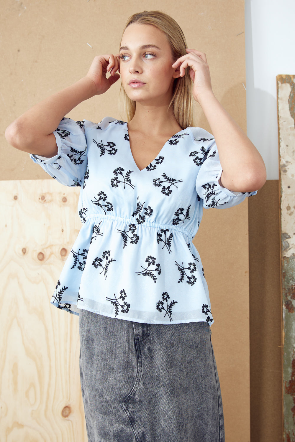 Jin Blouse Light Blue