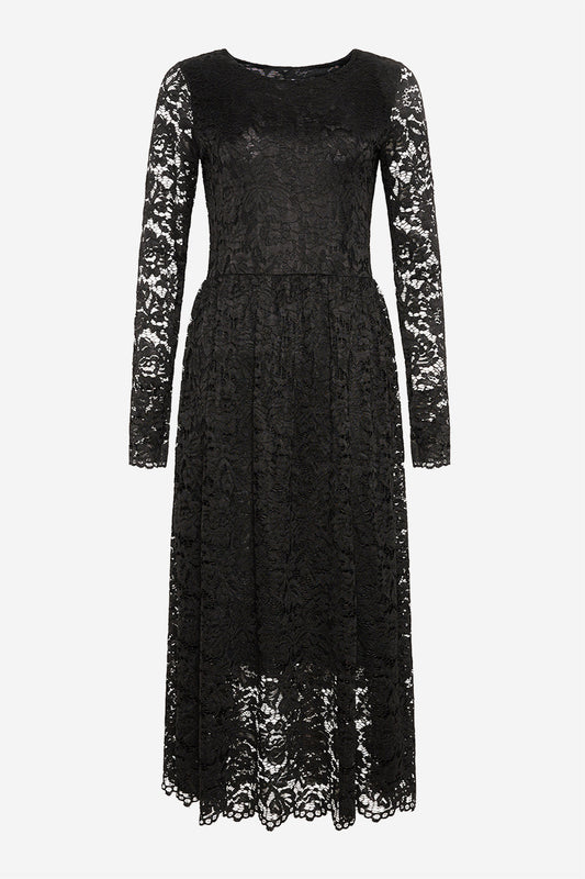 Noellas Lola Lace Dress Black. Køb Kjoler hos www.noellafashion.dk
