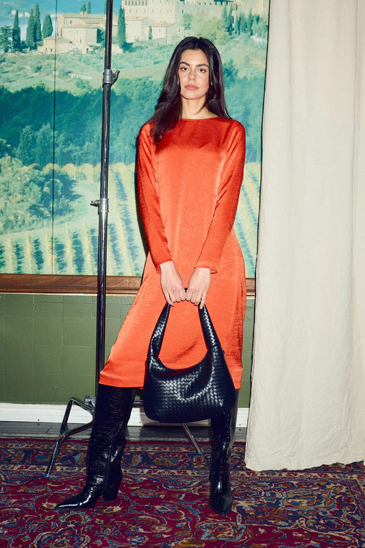 Noellas Kane Dress Tomato Red. Køb Kjoler hos www.noellafashion.dk