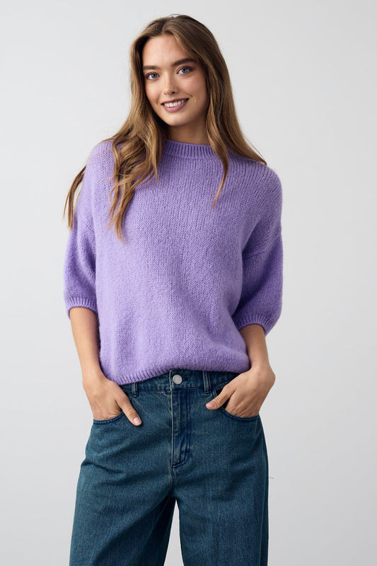 Noellas Mimi Knit Jumper Dark Lilac. Køb Striktrøjer hos www.noellafashion.dk