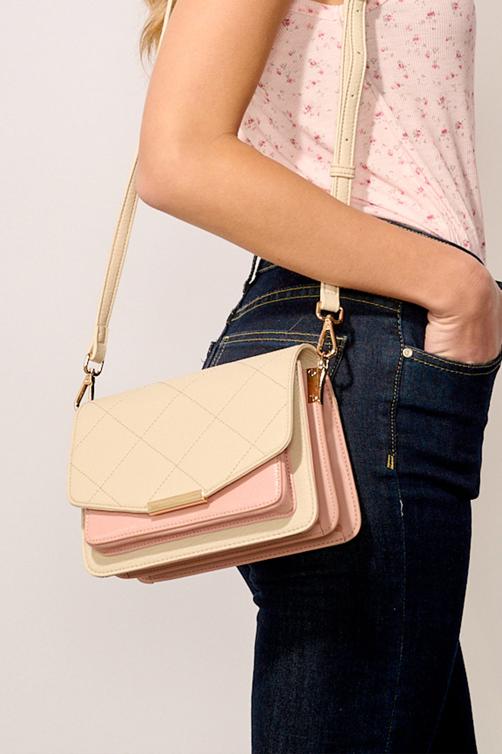 Noellas Blanca Bag Medium Rose Lizard/Sand. Køb Tasker hos www.noellafashion.dk