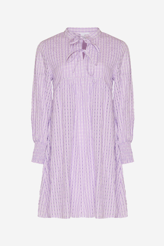 Noellas Dicte A Shape Dress Lavender. Køb Kjoler hos www.noellafashion.dk