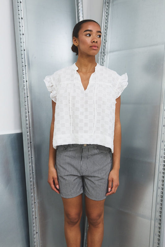 Noellas Seven Blouse White. Køb Bluser hos www.noellafashion.dk