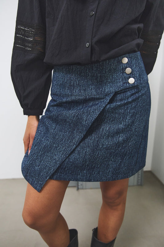 Noellas Jennielee Skirt Blue Snow Wash. Køb Nederdele hos www.noellafashion.dk