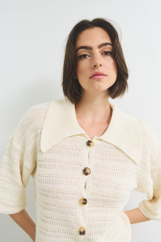 Noellas Shira Knit Cardigan Ivory. Køb Striktrøjer hos www.noellafashion.dk
