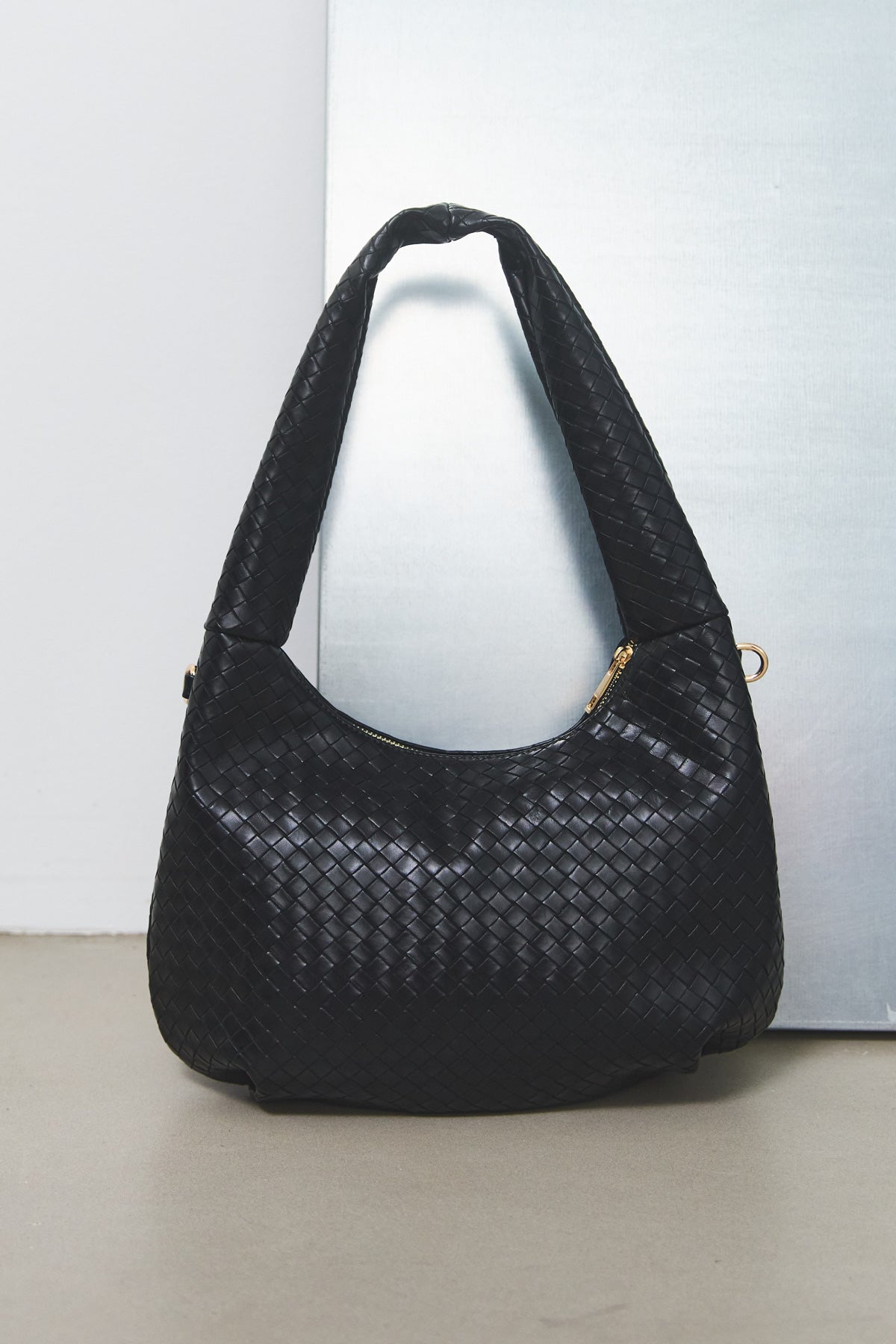 Noellas Peony Bag Black. Køb Tasker hos www.noellafashion.dk