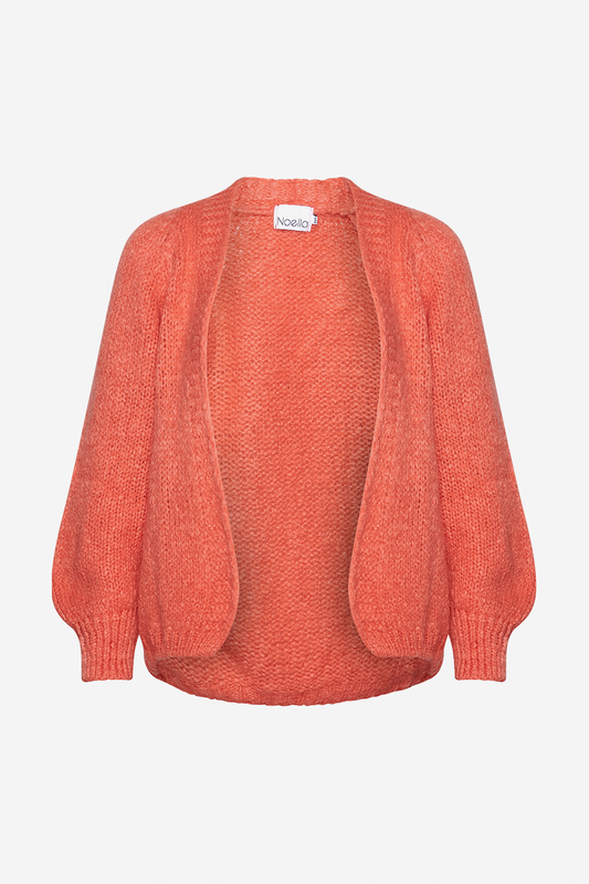 Noellas Fora Knit Cardigan Coral. Køb Cardigans hos www.noellafashion.dk