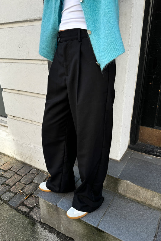 Noellas Joann Pants Black. Køb Bukser hos www.noellafashion.dk