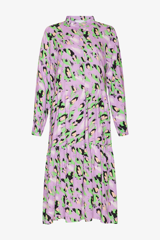 Noellas Lipe Dress Lavender. Køb Kjoler hos www.noellafashion.dk