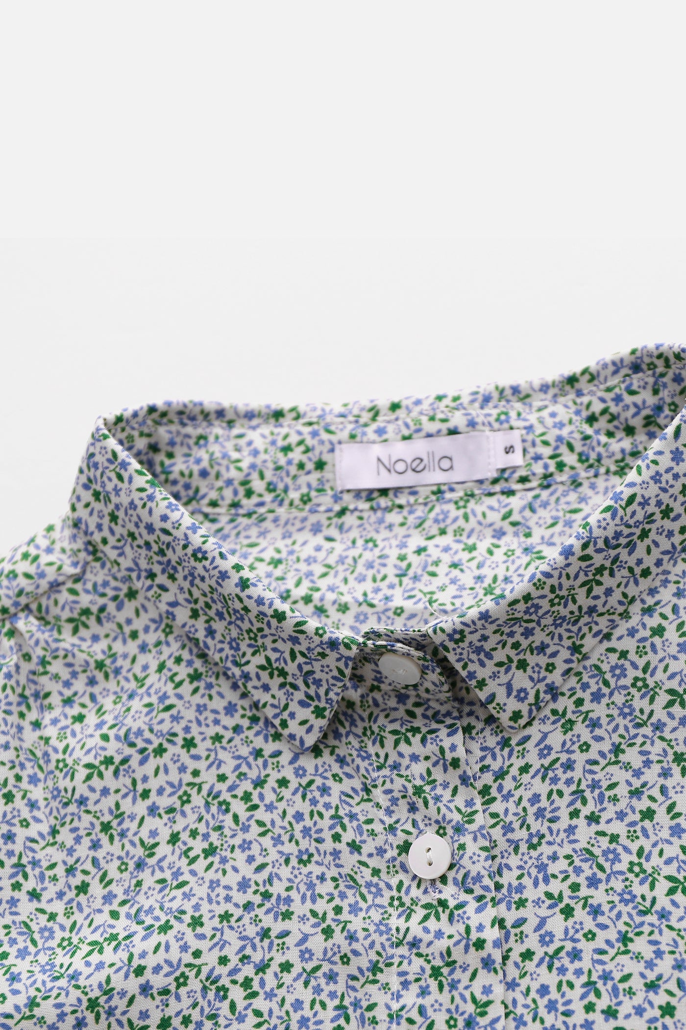 Nemu Shirt Viscose Green/blue Flower