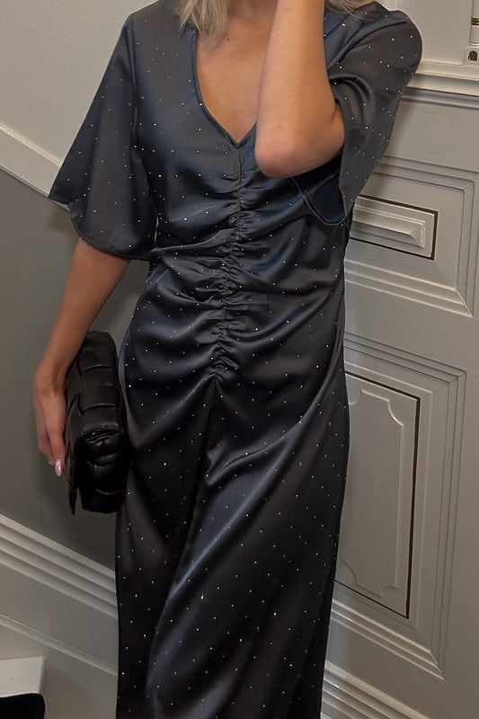 Noellas Soli Long Dress Antique Silver. Køb Kjoler hos www.noellafashion.dk