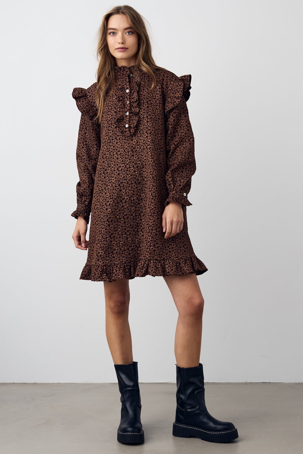 Reno Ruby Ruffle Dress Chocolate