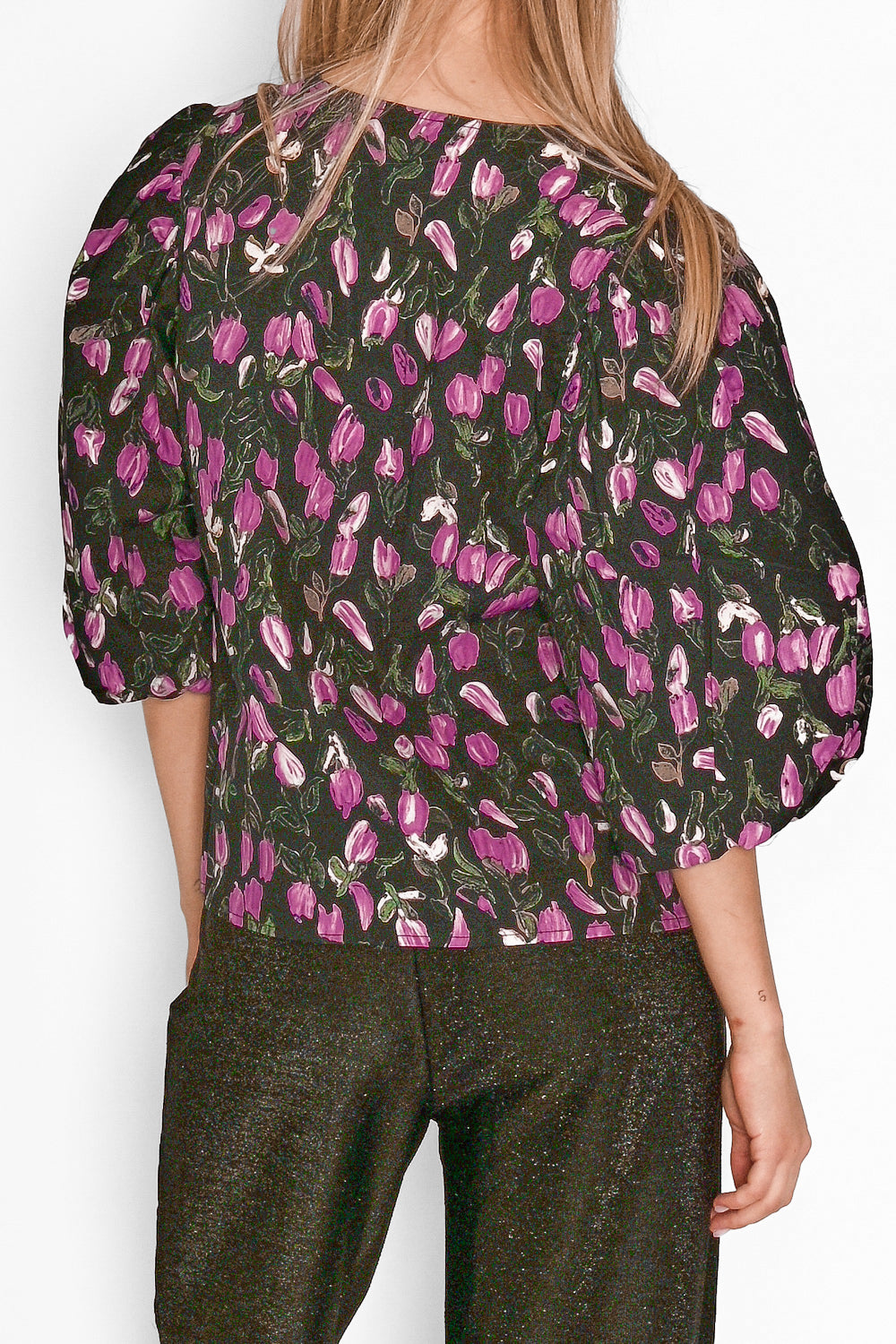 Tallulah Puff Shirt Black/Lilac Flower