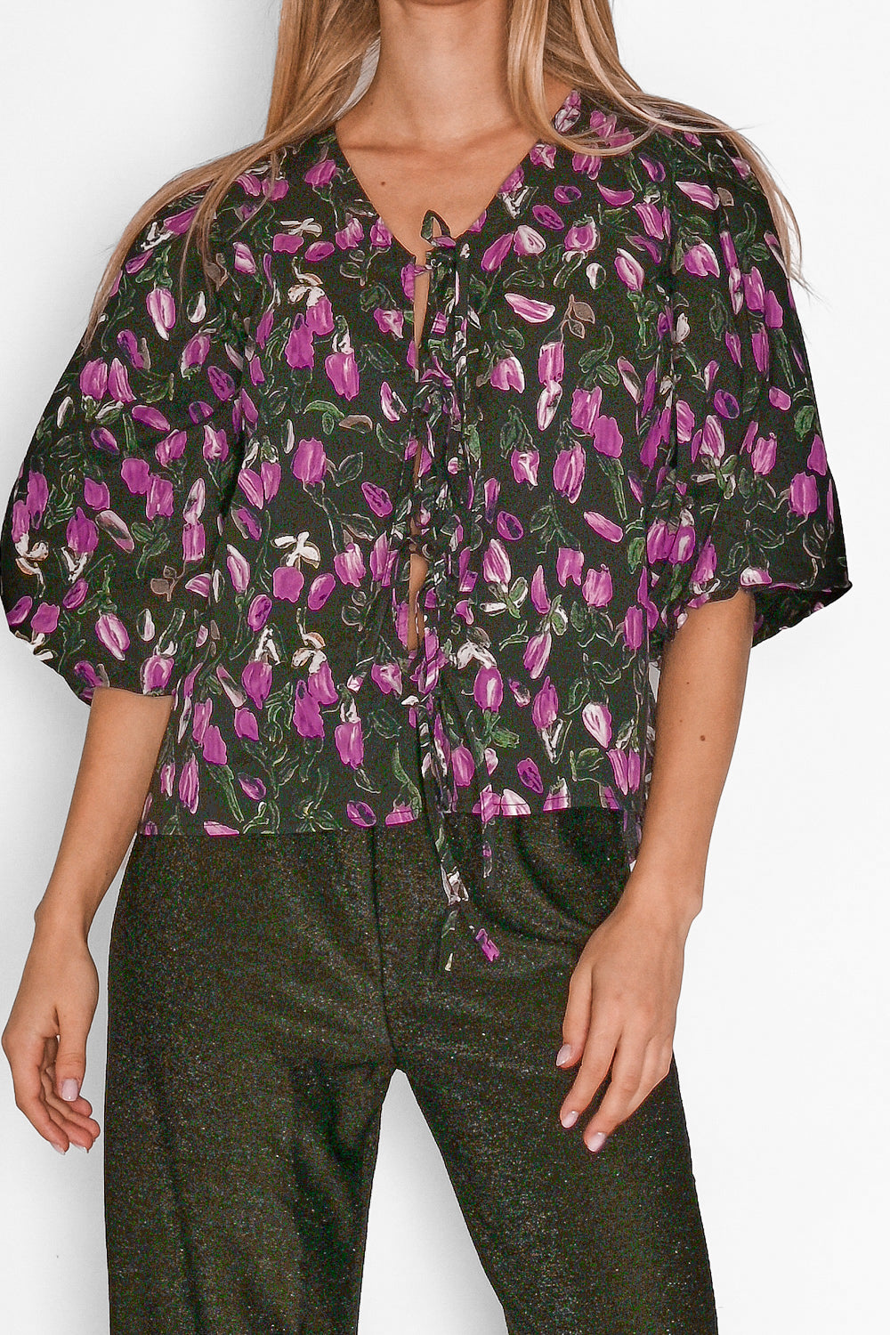 Tallulah Puff Shirt Black/Lilac Flower